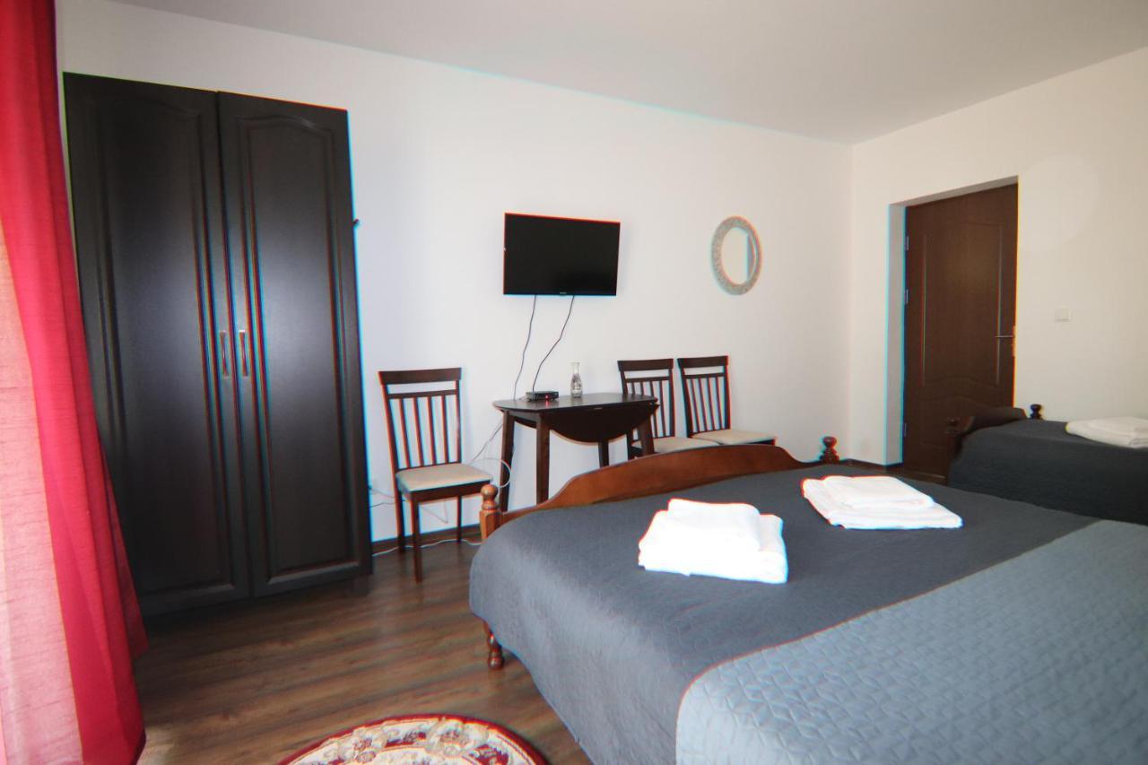 Pensiunea Emelys, Iasi Barnova Dış mekan fotoğraf